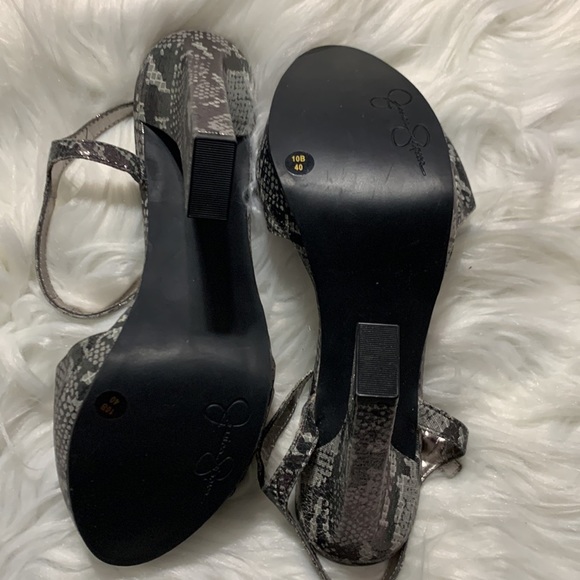 Jessica Simpson Casa Pumps Dark Pewter Stamped Metallic Snake Bow Platform Heels - Picture 10 of 14